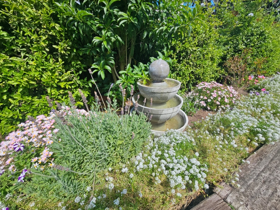 4 Bedroom Property for Sale in Stilbaai Wes Western Cape